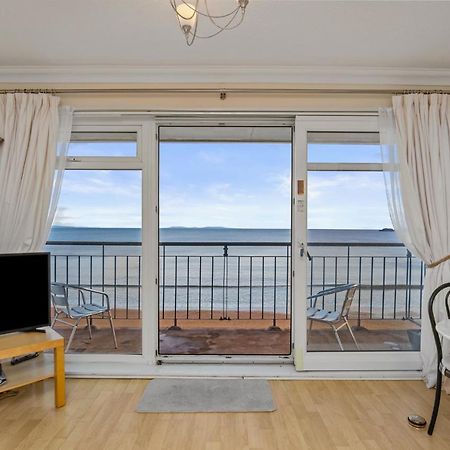 On The Beach - Direct Beach Access Sea Views Apartment Saundersfoot Exterior photo